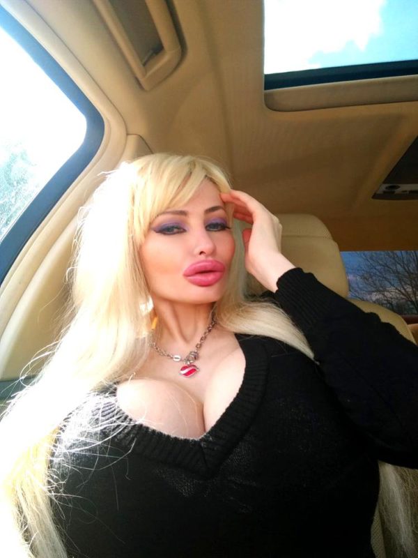 Latvian woman plastic surgery just to look like a sex doll 1