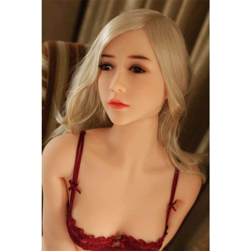 People using sex dolls