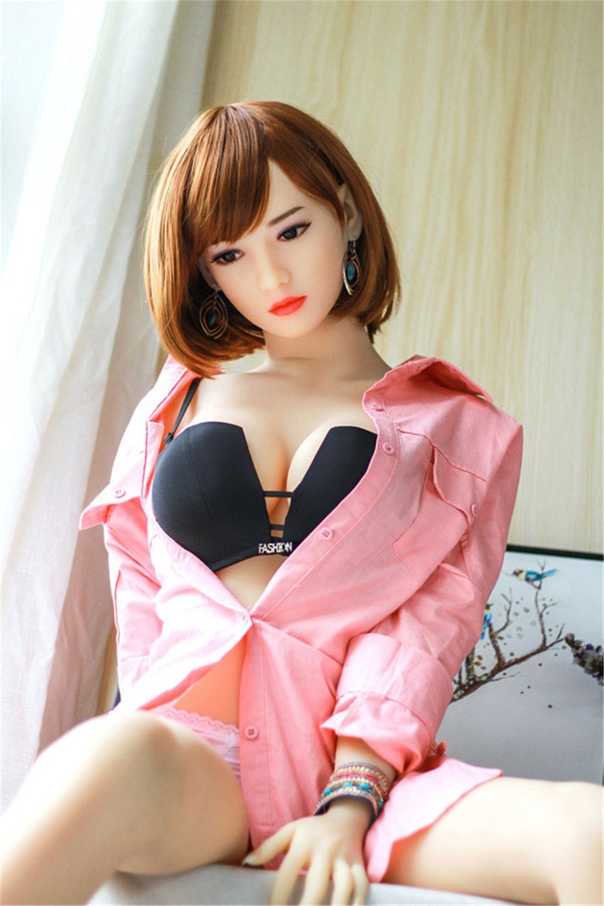 girl with sex doll